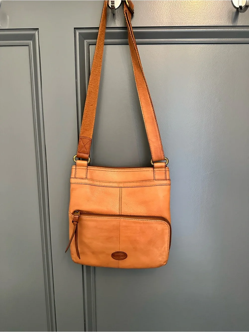 Fossil genuine leather cognac Crossbody bag
